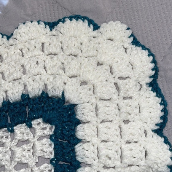 21” x 21” granny square knit lap blanket - Picture 3 of 3